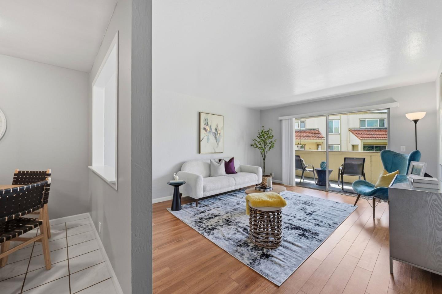 1510 E Street 23