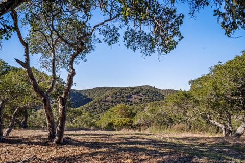 Tiny photo for 9 Corral Run, Carmel, CA 93923 (MLS # ML82027754)