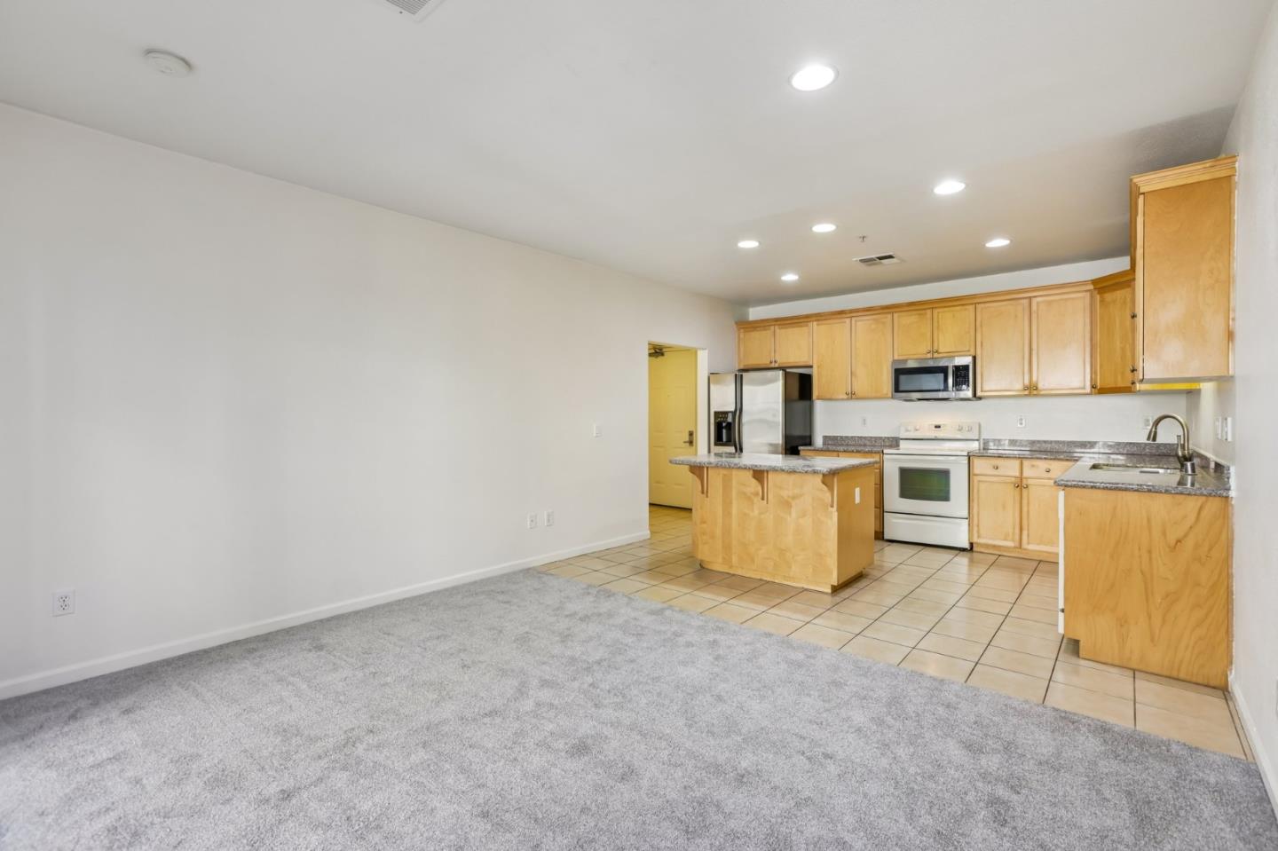 88 N Jackson Avenue 210, San Jose CA 95116