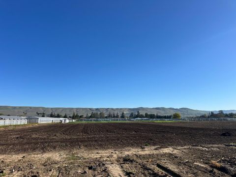 155 San Bruno Avenue MORGAN HILL CA 95037