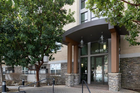Photo of 4388 El Camino Real #130, Los Altos, CA 94022 (MLS # ML82051986)