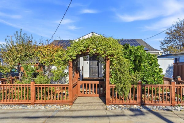 3809 COLEGROVE ST, SAN MATEO, CA 94403 - Image bc3df0e2daaa6b3604b0c9ee73d8457d/988645904