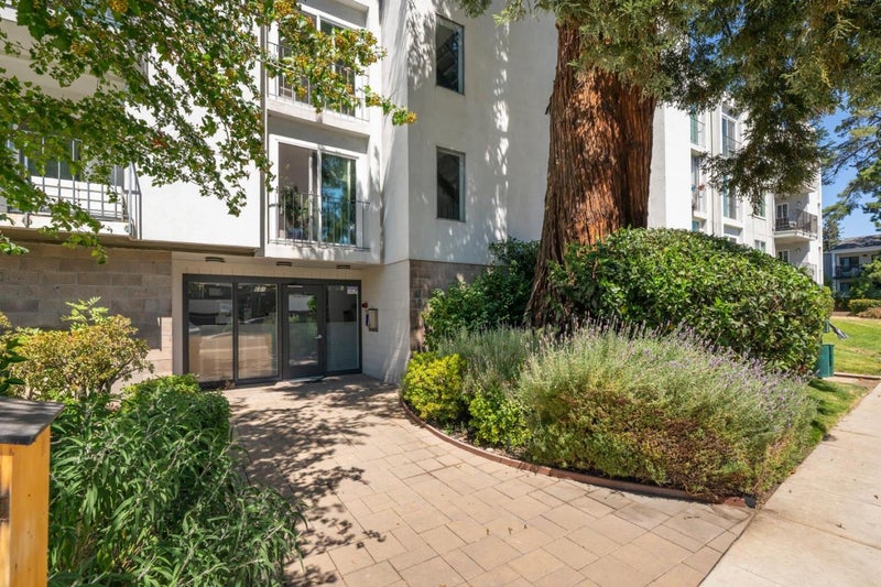601 Leahy Street 306