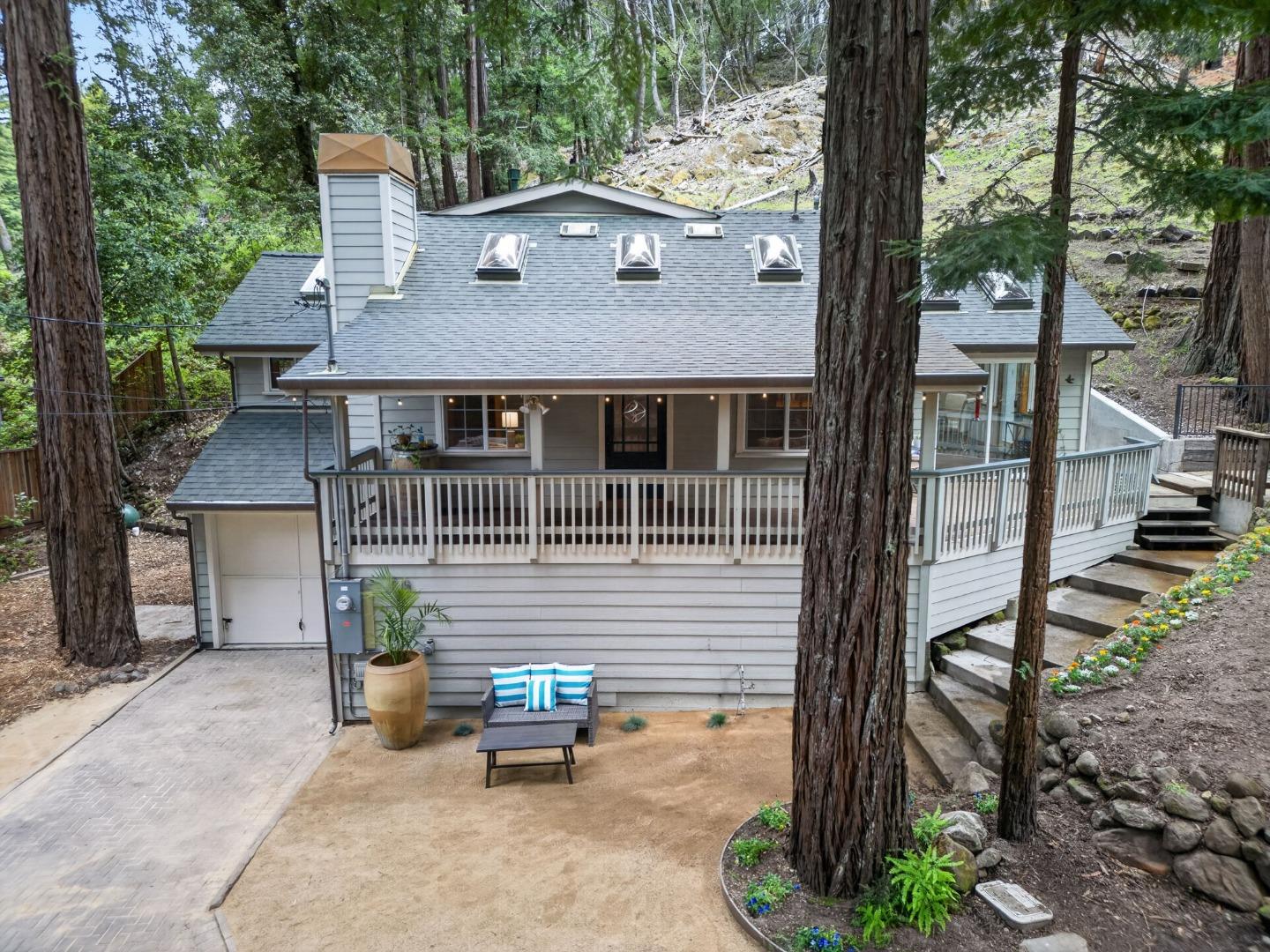 515 Burnside Bend
