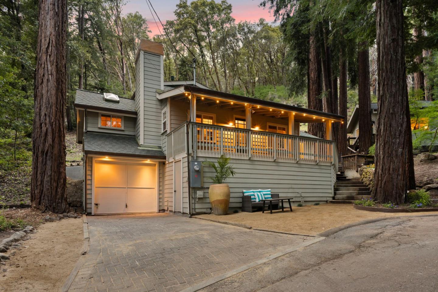 515 Burnside Bend