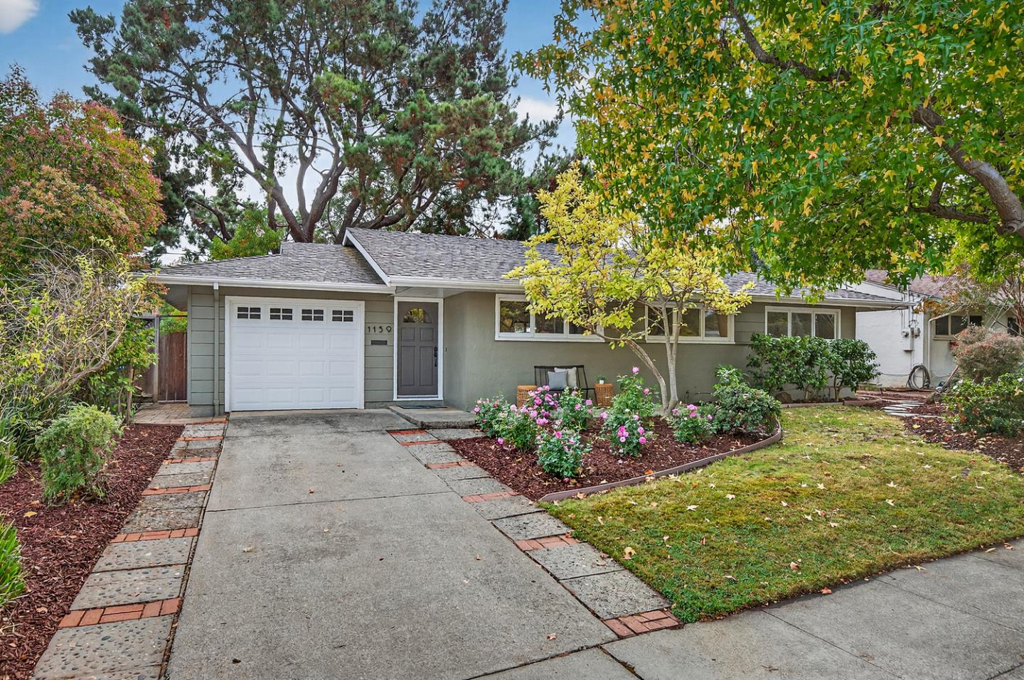 1159 Solana Drive