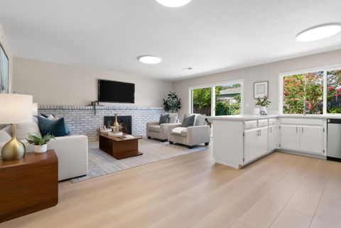Tiny photo for 808 Glenside Drive, SAN JOSE, CA 95123 (MLS # ML82053769)