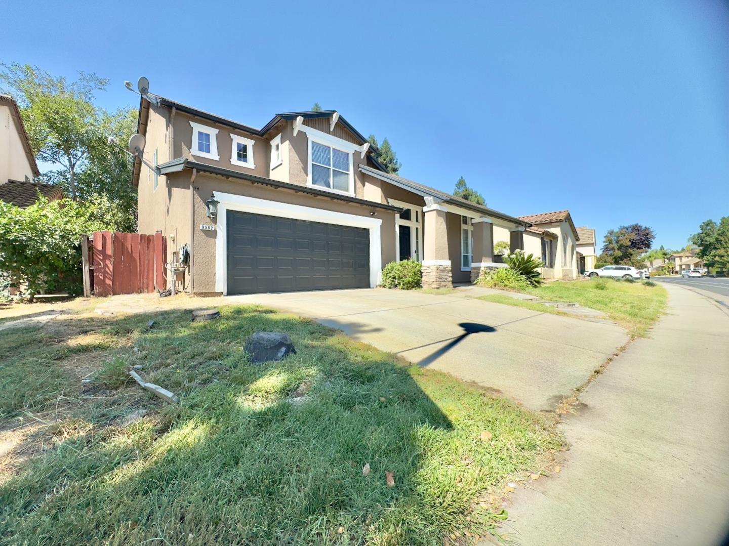 9562 East Park Drive