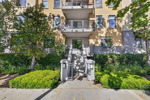 Photo of 800 N 8th Street #103, SAN JOSE, CA 95112 (MLS # ML82045726)