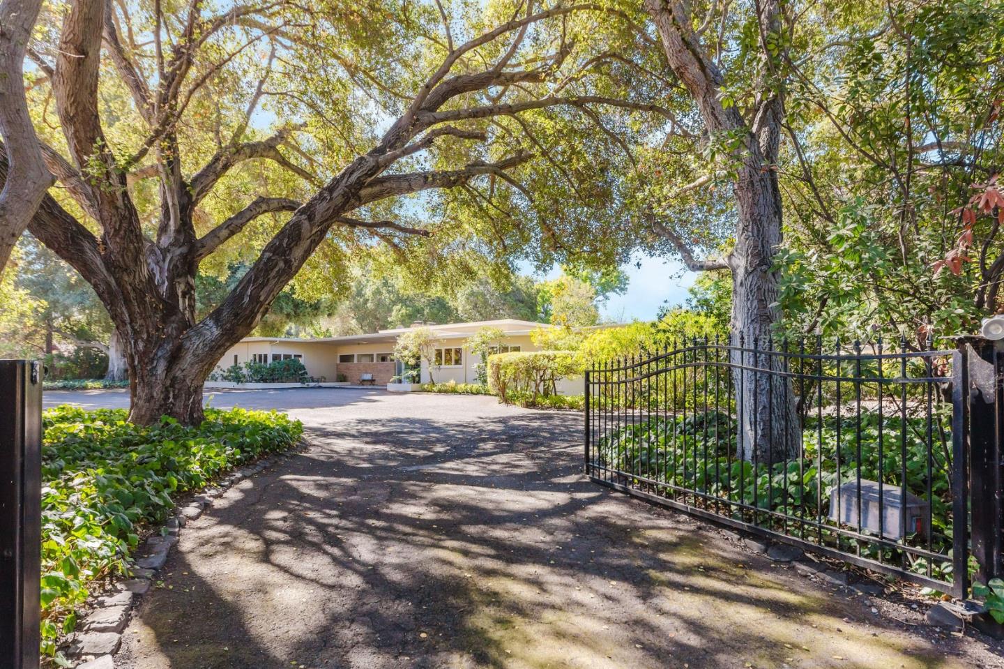 2 Irving Avenue