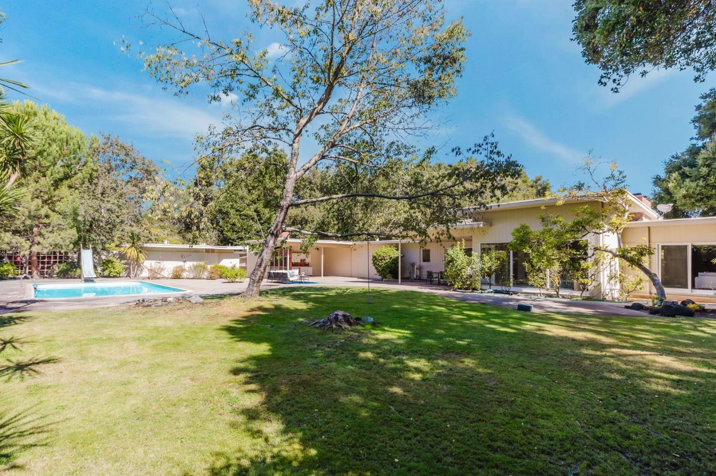 2 Irving Avenue
