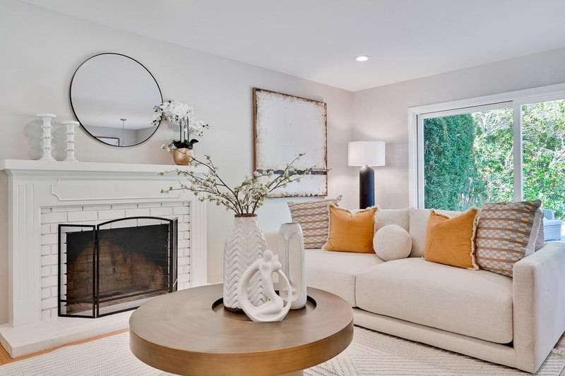 1634 Jamestown Drive