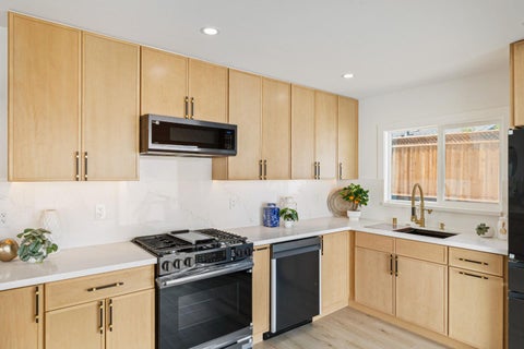 Tiny photo for 1022 E Evelyn Avenue, Sunnyvale, CA 94086 (MLS # ML82057644)