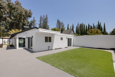 Tiny photo for 1022 E Evelyn Avenue, Sunnyvale, CA 94086 (MLS # ML82057644)
