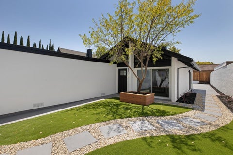 Tiny photo for 1022 E Evelyn Avenue, Sunnyvale, CA 94086 (MLS # ML82057644)