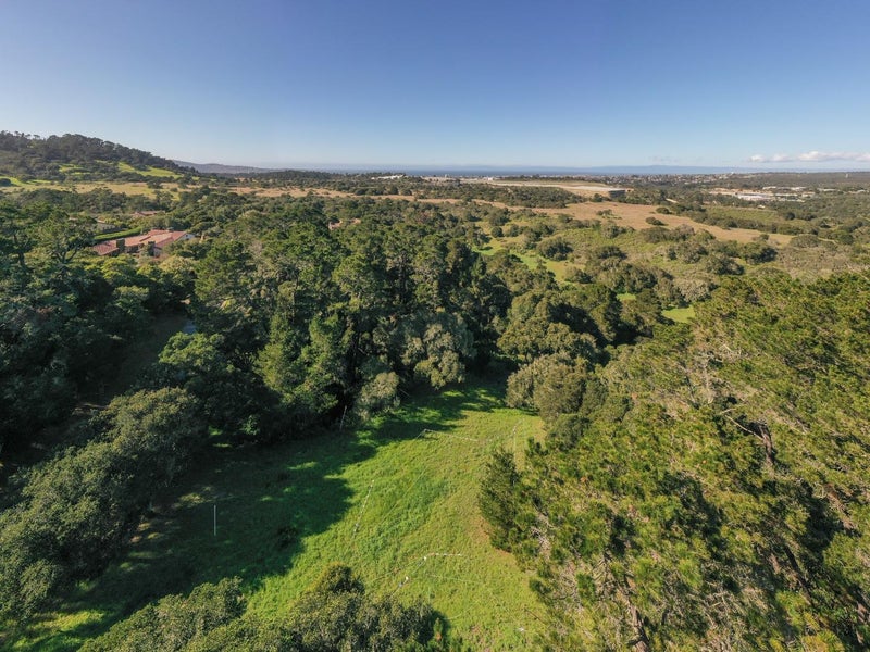 7570 Paseo Vista