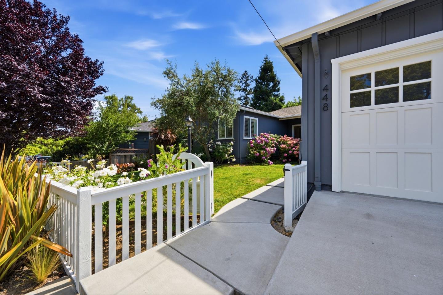 448 Emerald Avenue