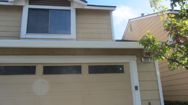 1313 Black Oak Court