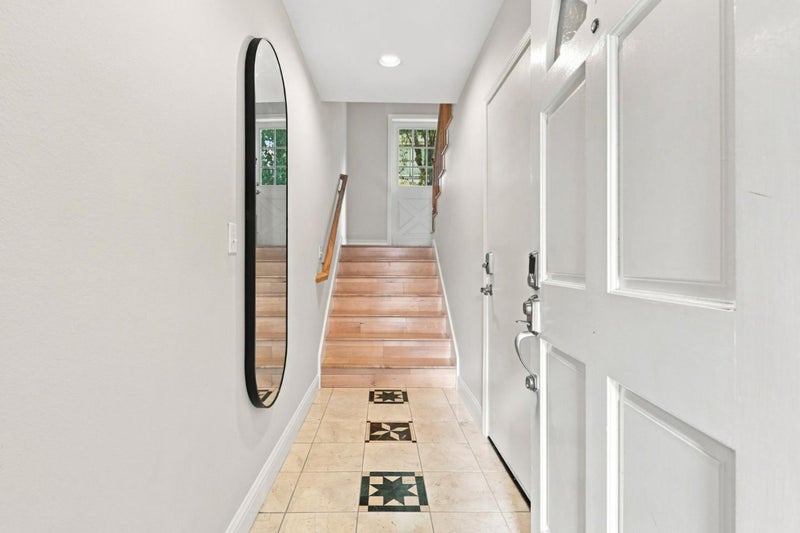 7371 Rainbow Drive