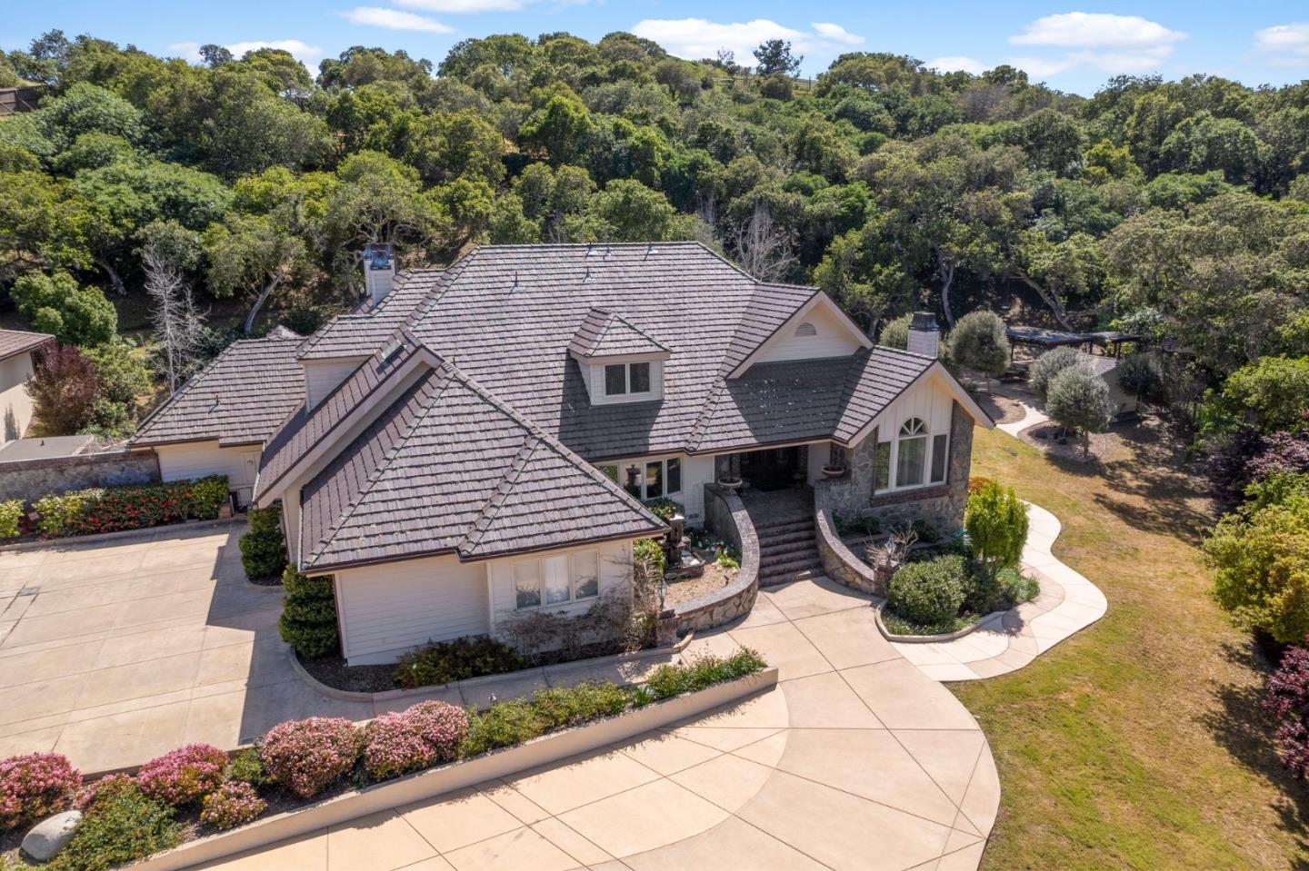 24680 Avenida Principal