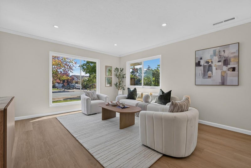 2663 La Salle Way