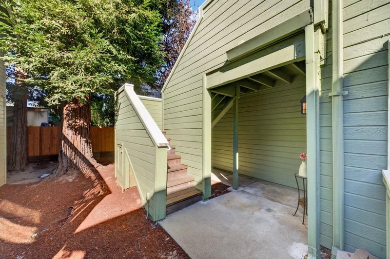 1713 Eastbrook Court