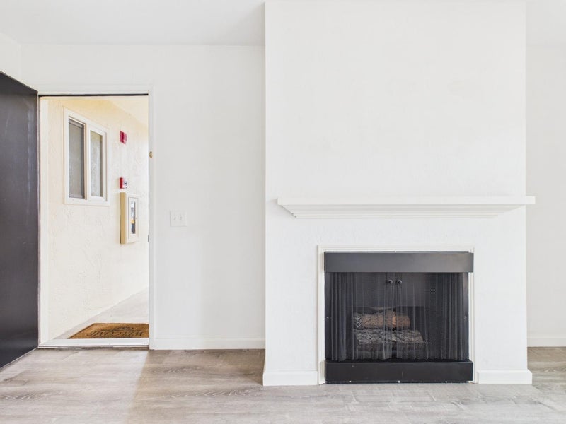 4202 Golden Oaks Lane 4202