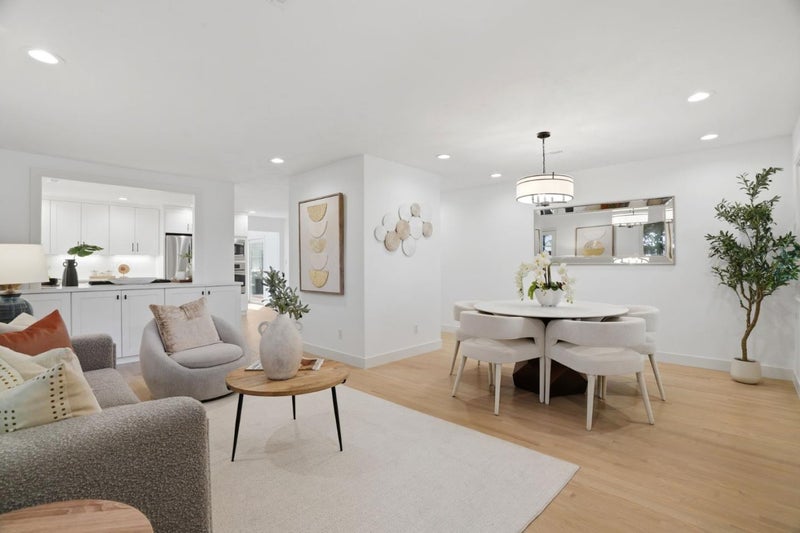 385 Carmelita Drive