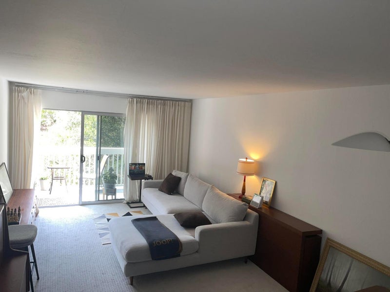 675 Sharon Park Drive 322