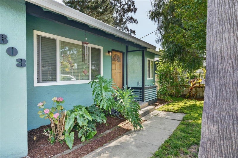 603 Harriet Avenue