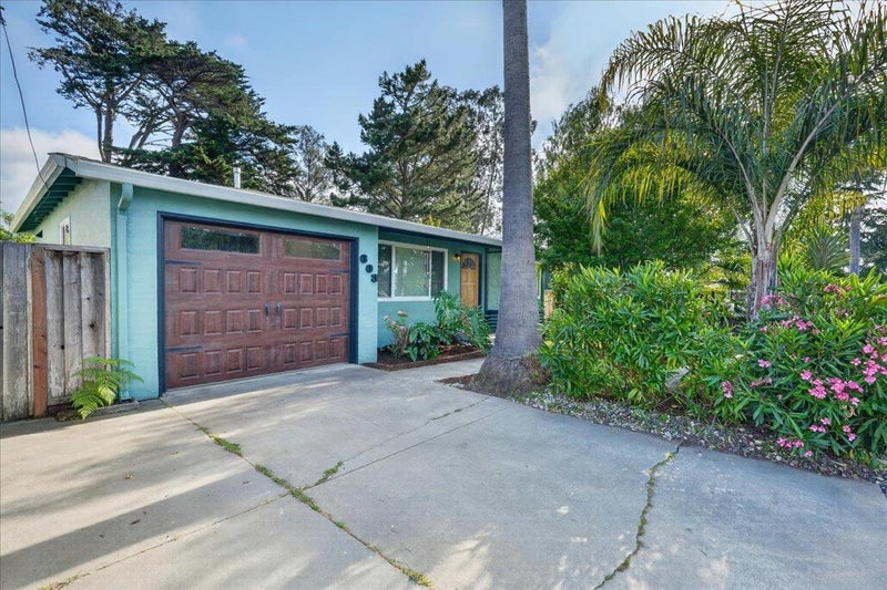 603 Harriet Avenue