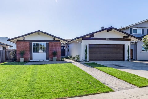 Photo of 750 Almeria Drive, SAN JOSE, CA 95123 (MLS # ML82064499)