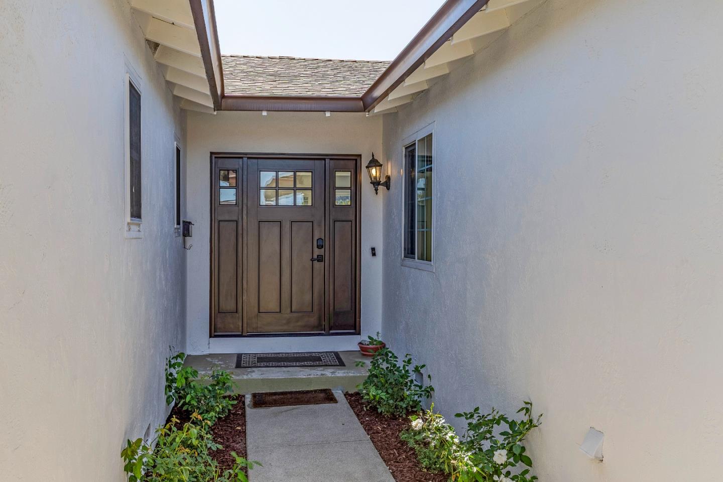 750 Almeria Drive