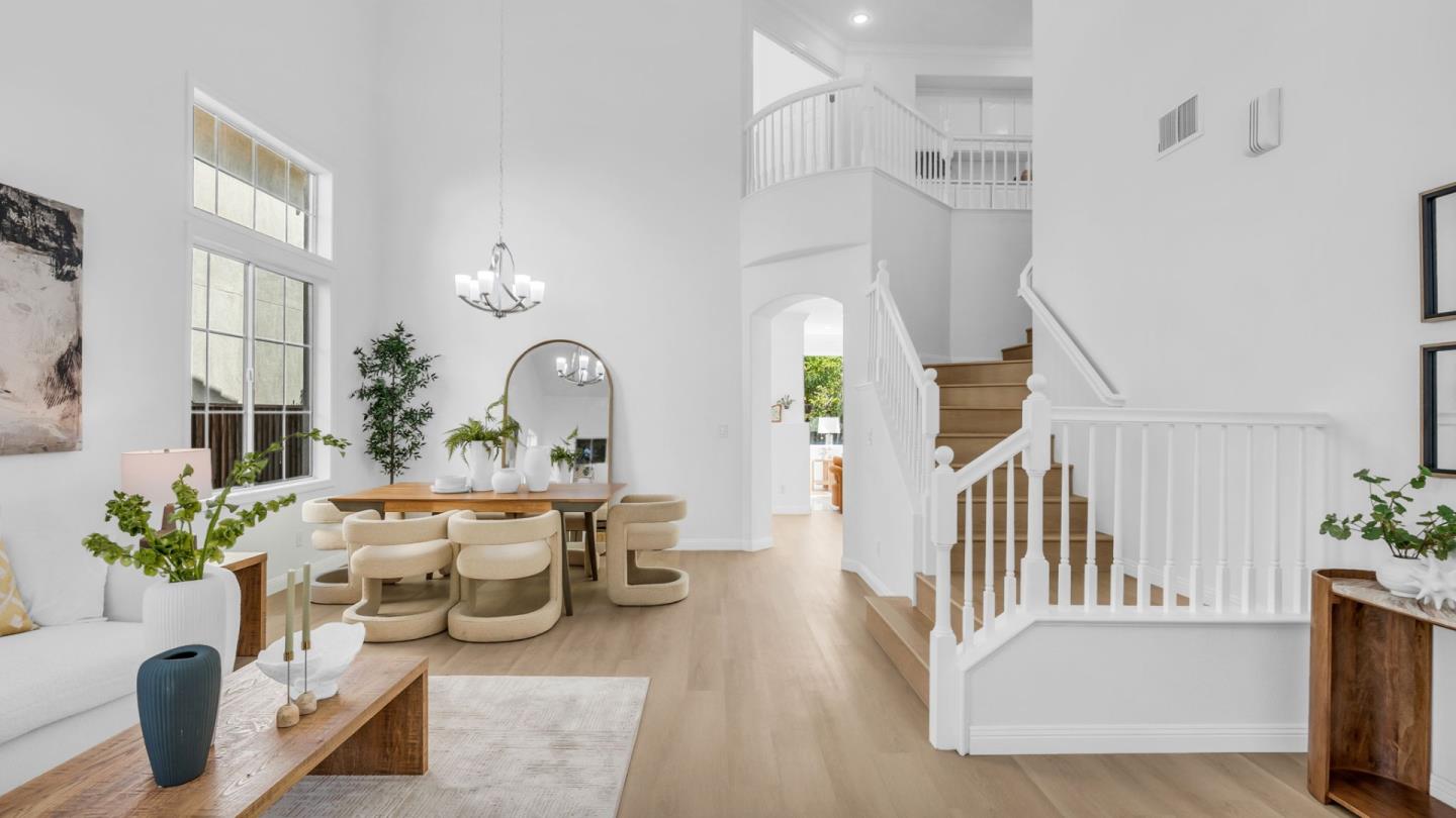 1215 Mayberry Lane