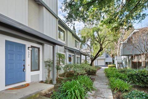 Photo of 535 Boxleaf Court, San Jose, CA 95117 (MLS # ML82031107)