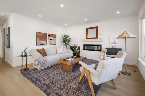 Photo of 1444 Flores Drive, PACIFICA, CA 94044 (MLS # ML82029332)