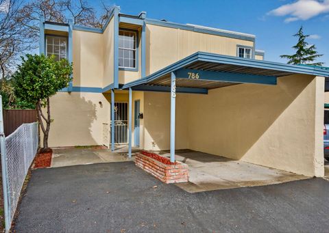 Photo of 786 Simpson Place, SANTA ROSA, CA 95401 (MLS # ML82035355)