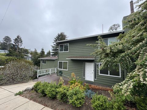 Featured picture for the property ML82009891
