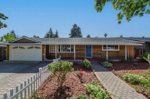 Photo of 10128 E Estates Drive, CUPERTINO, CA 95014 (MLS # ML82045072)