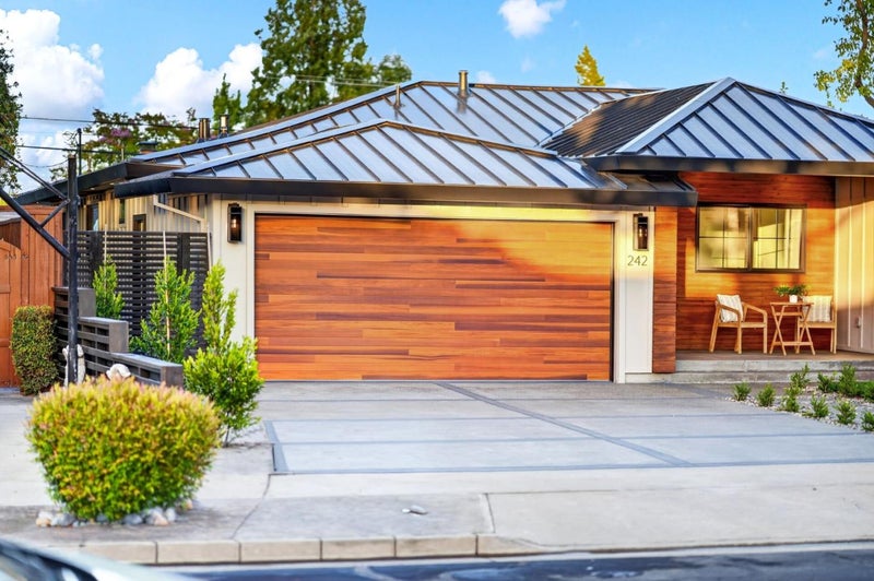 242 Howes Drive