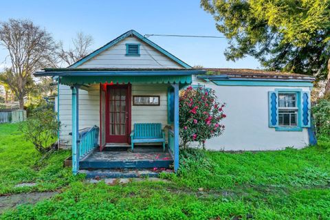 Tiny photo for 1430 Merrill Street, SANTA CRUZ, CA 95062 (MLS # ML82025094)
