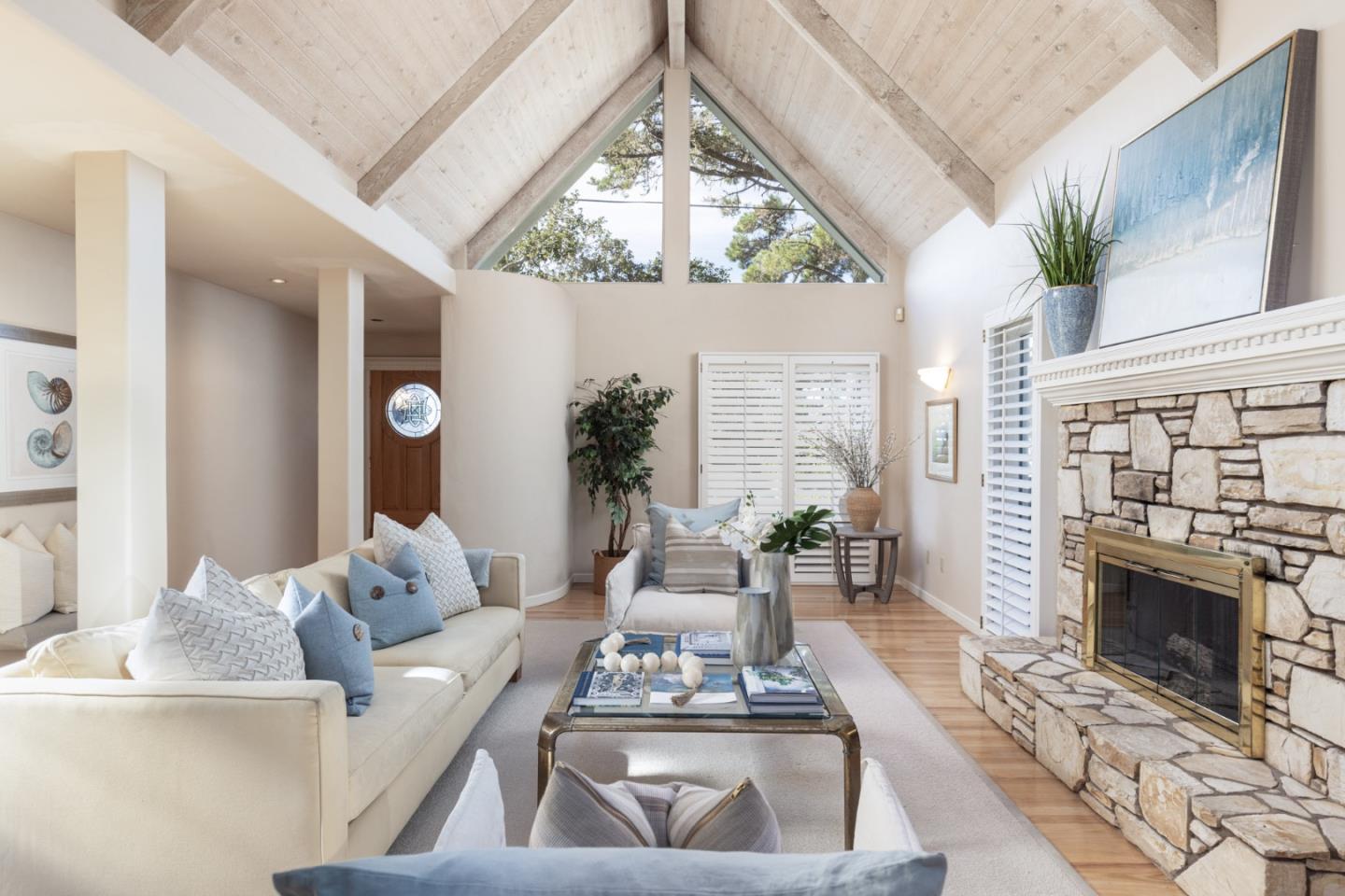 0 Dolores 3 NE of 10th Avenue