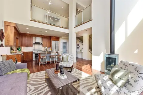 373 6th Avenue, San Francisco, CA 94118 - #: ML82004461