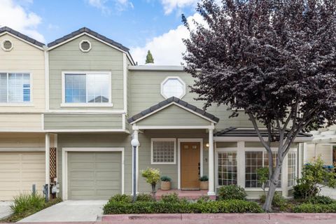 Photo of 2064 Rialto Court, Mountain View, CA 94043 (MLS # ML82037981)