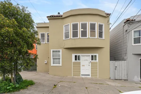 189 Lee Avenue, San Francisco, CA 94112 - #: ML82005676