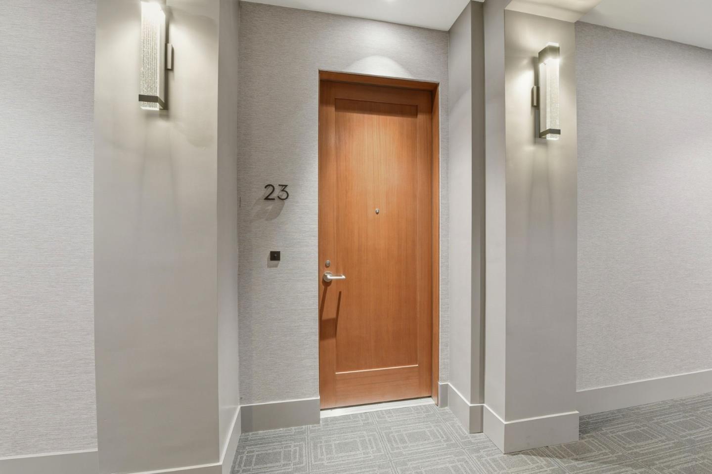 4880 El Camino Real 23