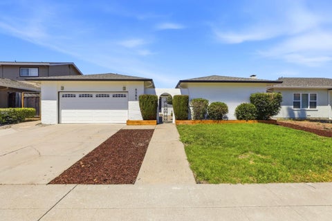 Photo of 6385 Tamalpais Avenue, San Jose, CA 95120 (MLS # ML82051442)