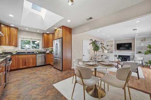 Tiny photo for 3982 Hamilton Park Drive, San Jose, CA 95130 (MLS # ML82056735)
