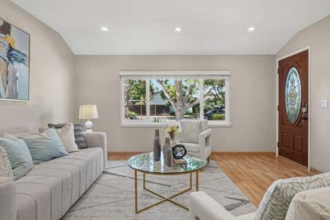 Tiny photo for 3982 Hamilton Park Drive, San Jose, CA 95130 (MLS # ML82056735)