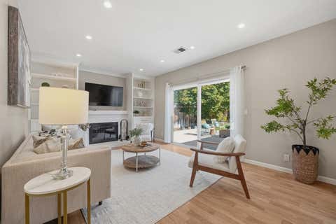 Tiny photo for 3982 Hamilton Park Drive, San Jose, CA 95130 (MLS # ML82056735)